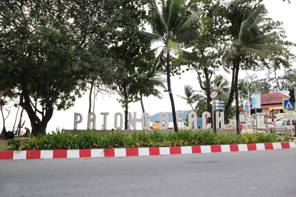 Oyo 343 Wanna Marine Hotel Patong Exterior photo