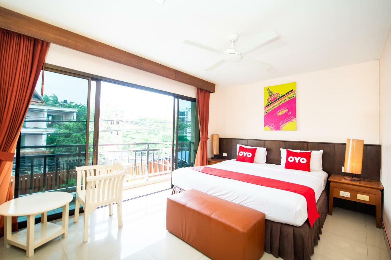 Oyo 343 Wanna Marine Hotel Patong Exterior photo