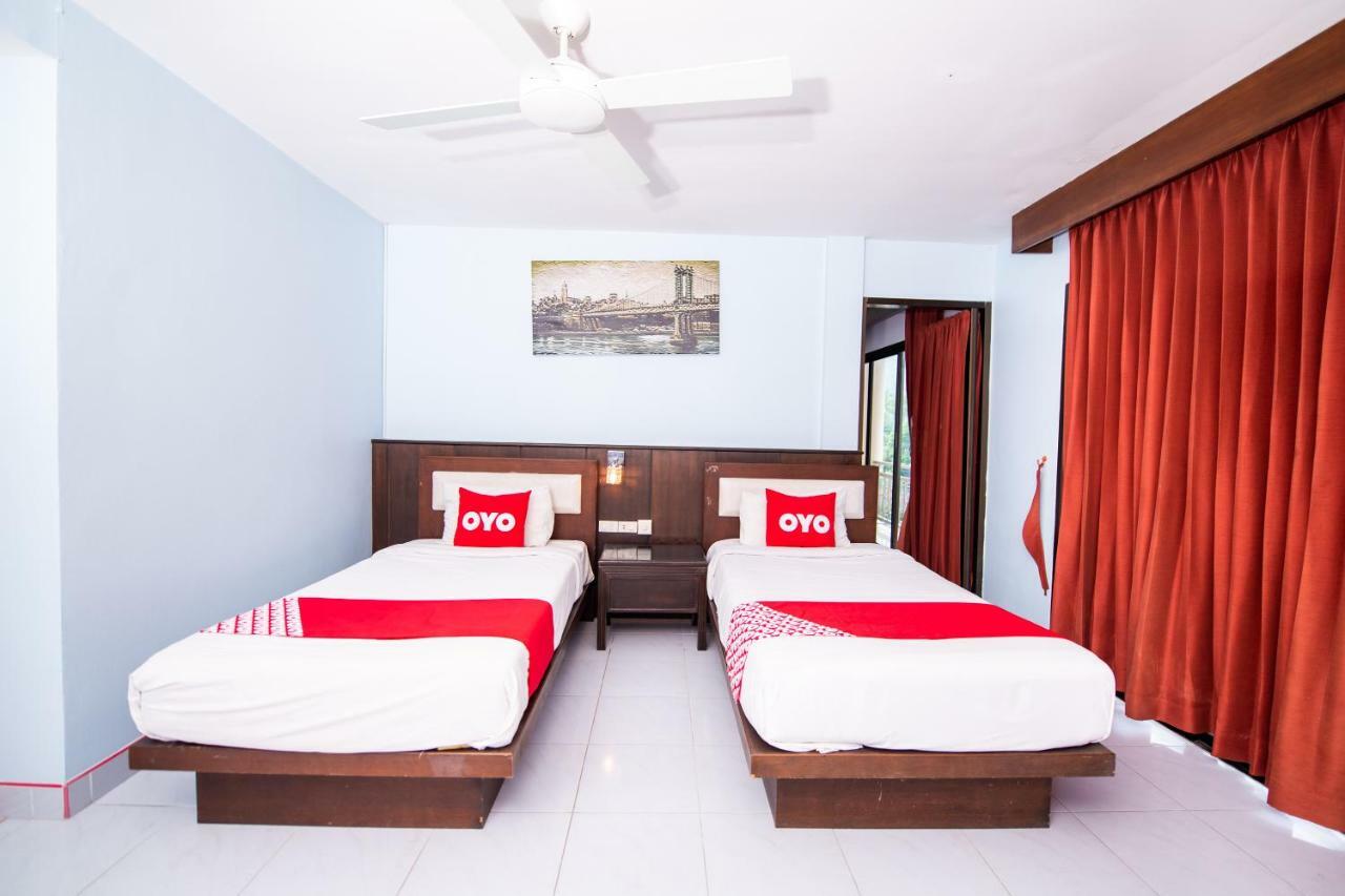 Oyo 343 Wanna Marine Hotel Patong Exterior photo