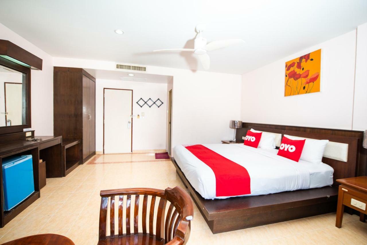 Oyo 343 Wanna Marine Hotel Patong Exterior photo